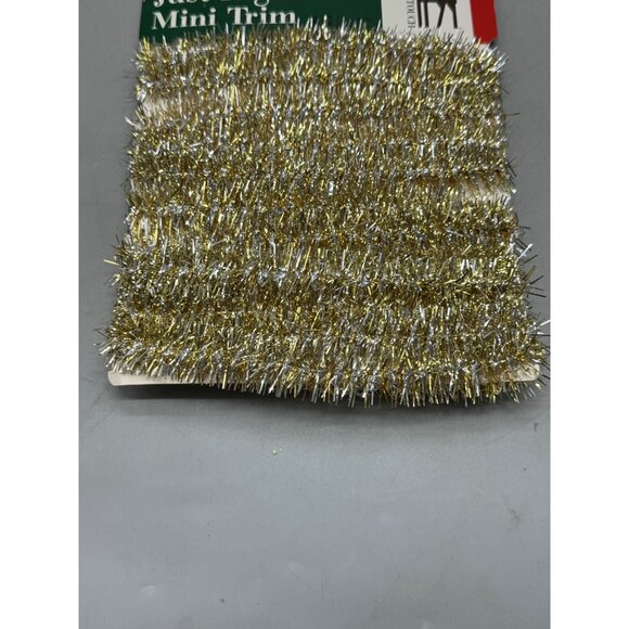 Just Right Mini Trim Tinsel Garland For Trees Under 4 Feet By VELVETOUCH - Picture 4 of 7